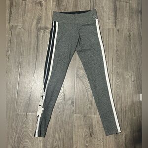 Victoria's Secret Pink Yoga Gray Legging with Embroidered Floral - Size XS
